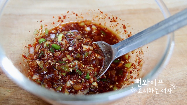 Make the seasoning sauce — step photo 2