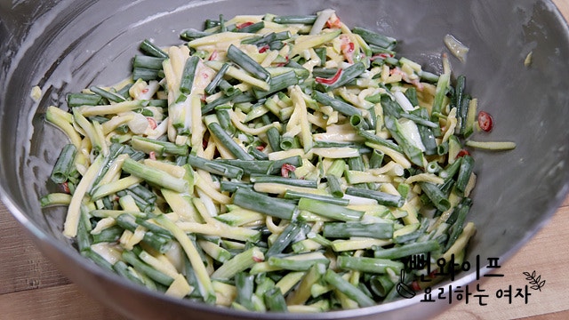 Make the batter — step photo 2