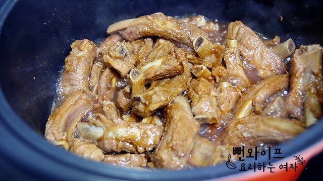 Braise the ribs — step photo 2