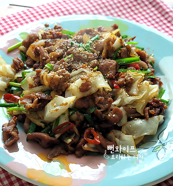 Mild Soy Sauce Jeyuk Bokkeum (Stir-Fried Pork) — finished dish