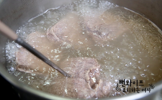 Simmer the meat — step photo 2