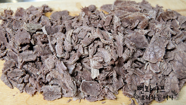Simmer the meat — step photo