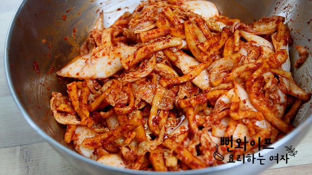 Toss with seasonings — step photo 2