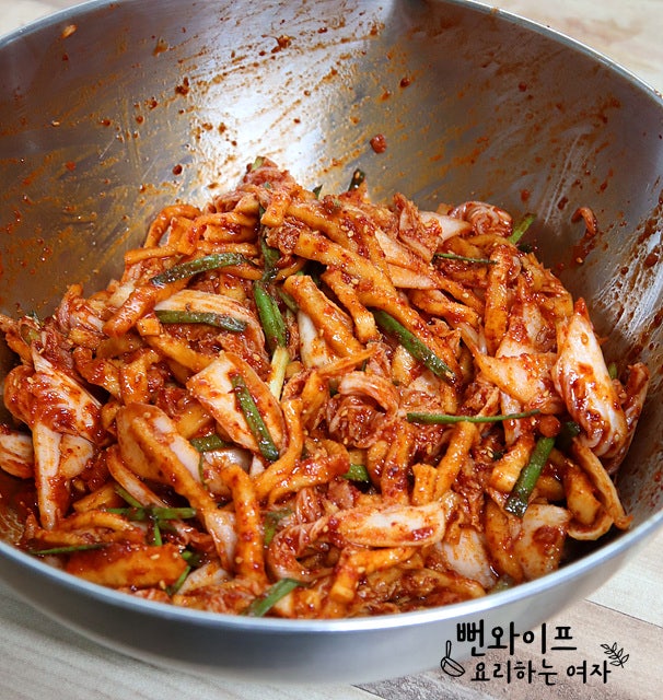 Toss with seasonings — step photo 2