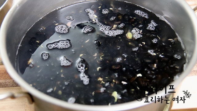 How to boil the soybeans — step photo 1