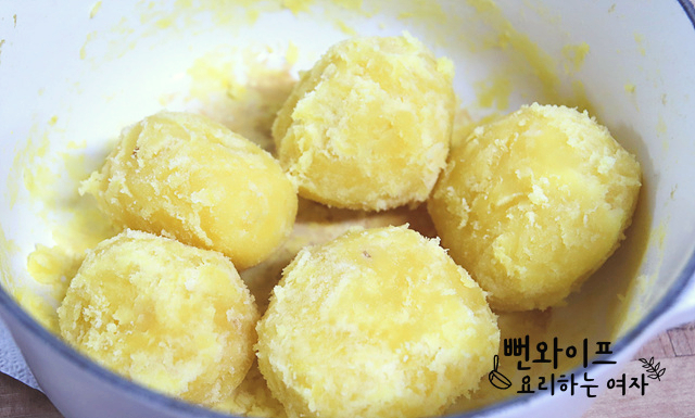 How to boil the potatoes — step photo 2