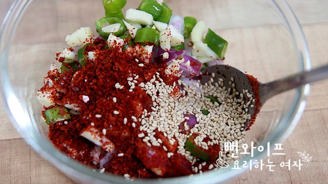 Make seasoned salted fermented shrimp — step photo 1