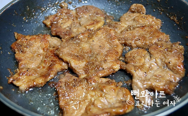 Cook the meat — step photo 2