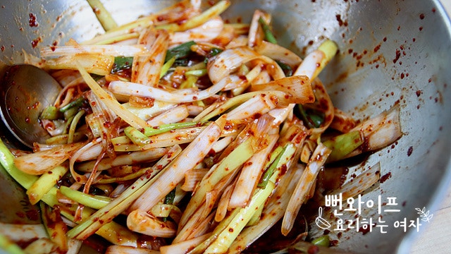 Toss with seasonings — step photo 2