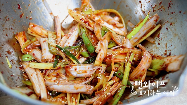 Toss with seasonings — step photo 2