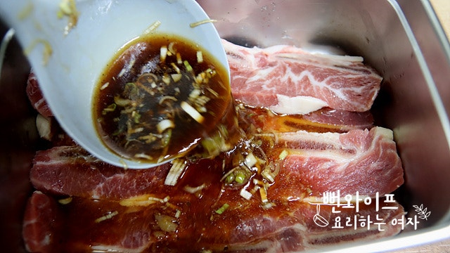 Marinate the ribs — step photo 1