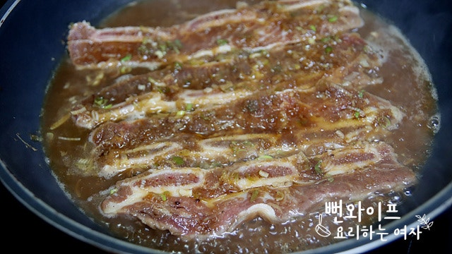 Cook the meat — step photo 2