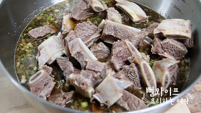Marinate the ribs — step photo 1