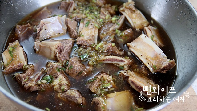 Marinate the ribs — step photo