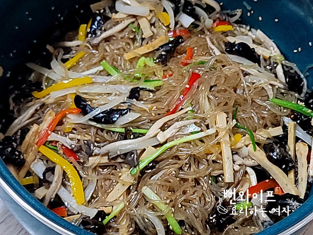 Combine ingredients and add finishing seasoning — step photo 2