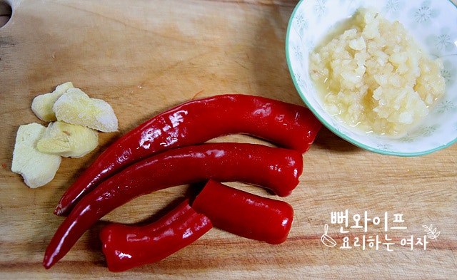 Make the water kimchi broth — step photo 1