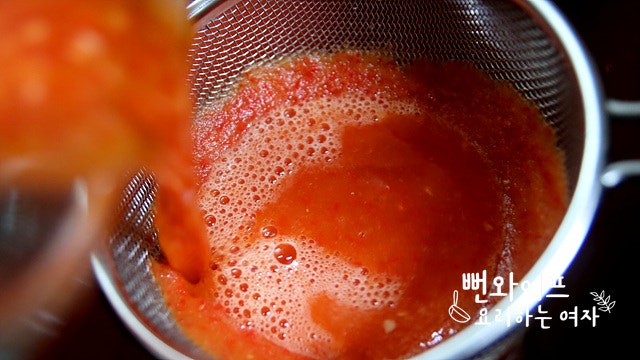Make the water kimchi broth — step photo 2