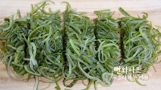 Cut the ingredients — step photo 1